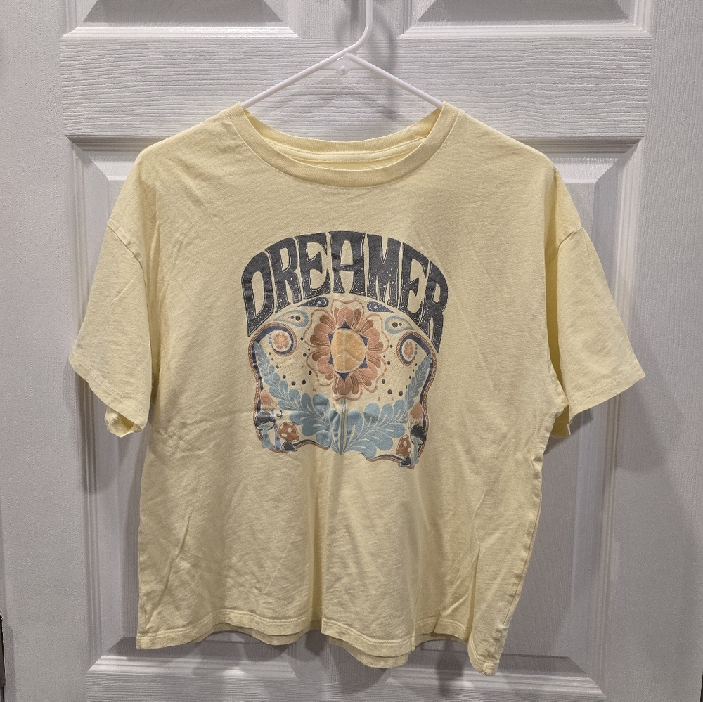 American Eagle Yellow Graphic Tee with Dreamer Print